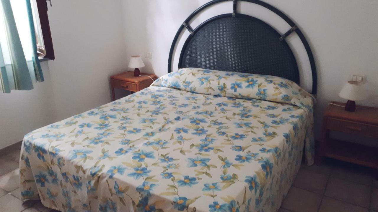 קאפוליברי Casa Anna - Capo Perla Apartments מראה חיצוני תמונה